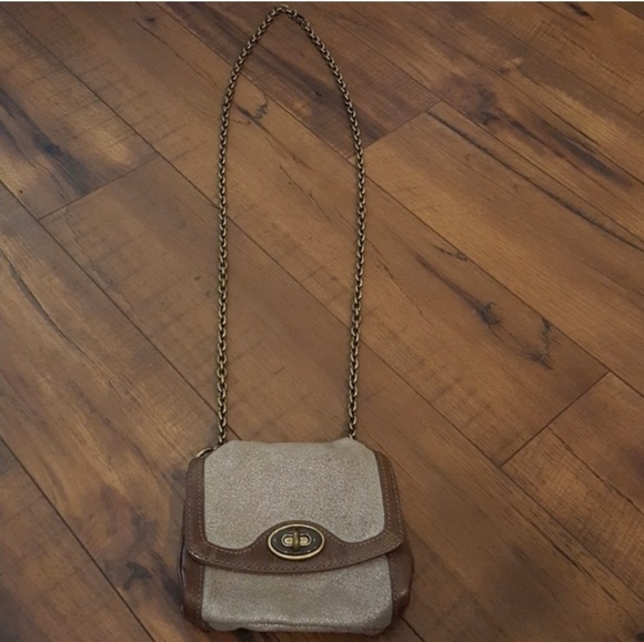 Fossil - Mixed Leather Chain Strap Crossbody Bag - Picture 2 of 6